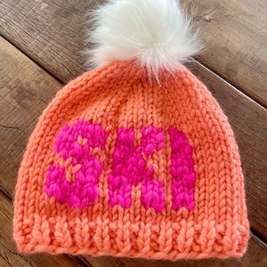 Gogo wool SKI hat like new worn 1x for photos